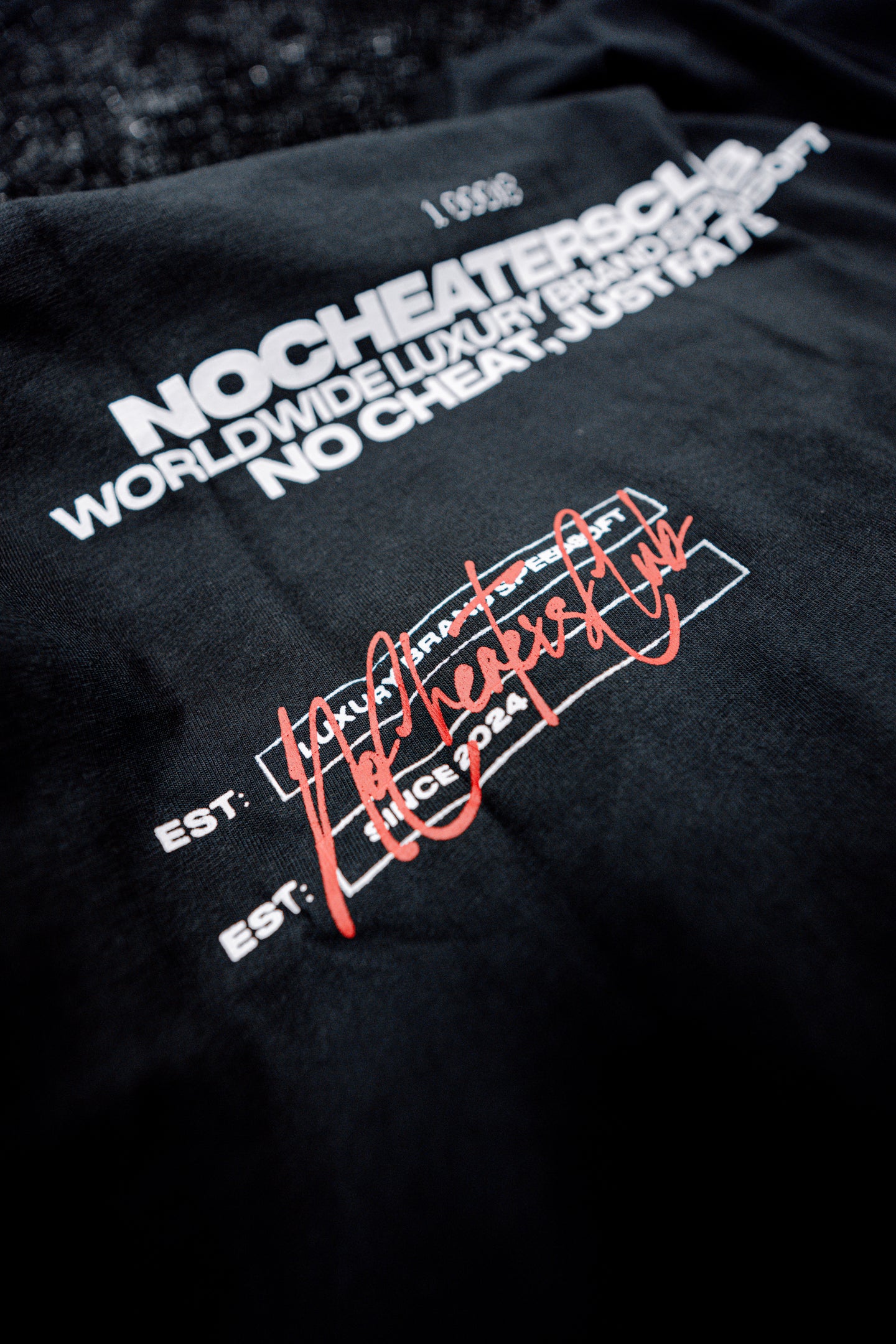T-SHIRT SIGNATURE // NOCHEATERSCLUB