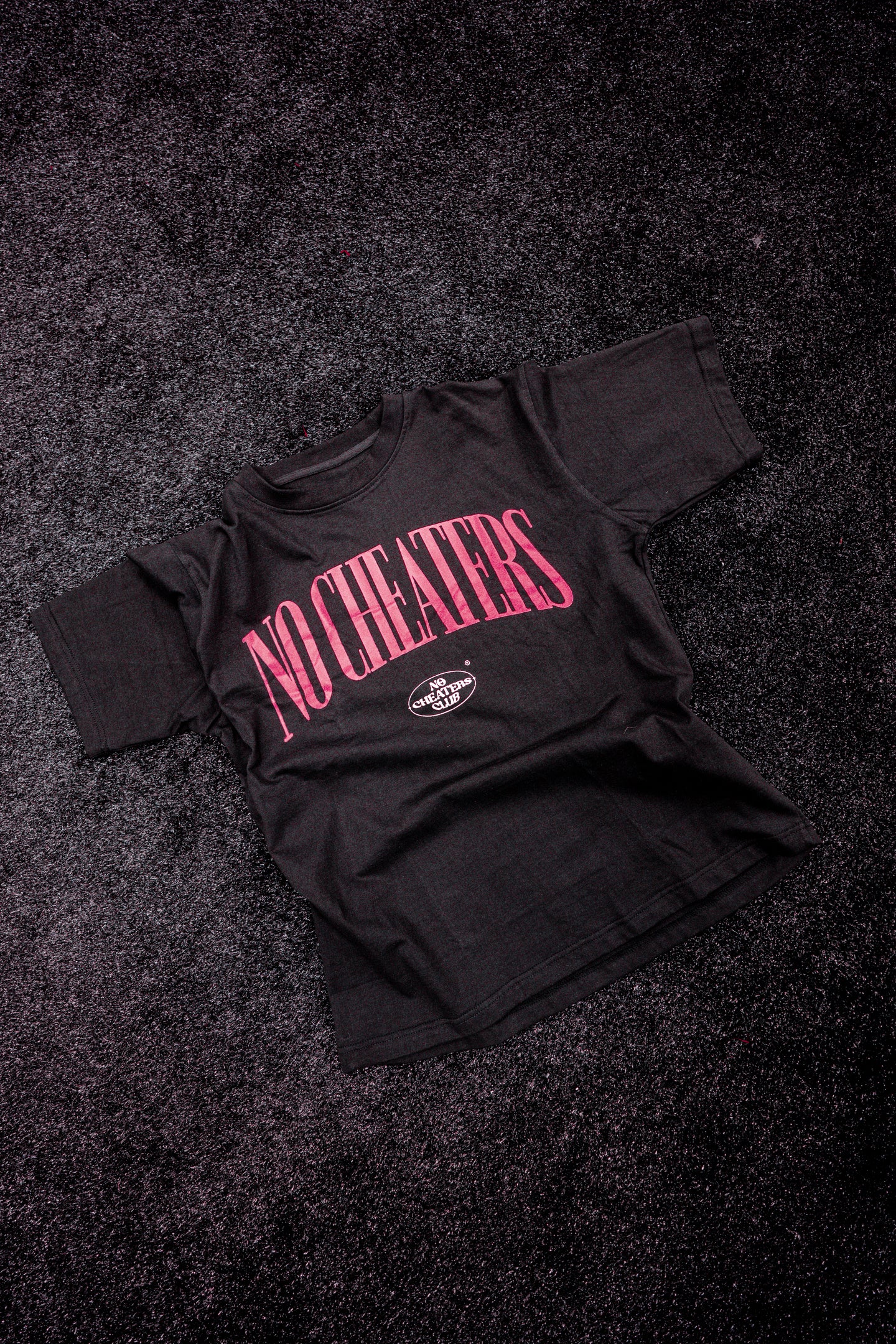 T-SHIRT ROSE // NOCHEATERSCLUB