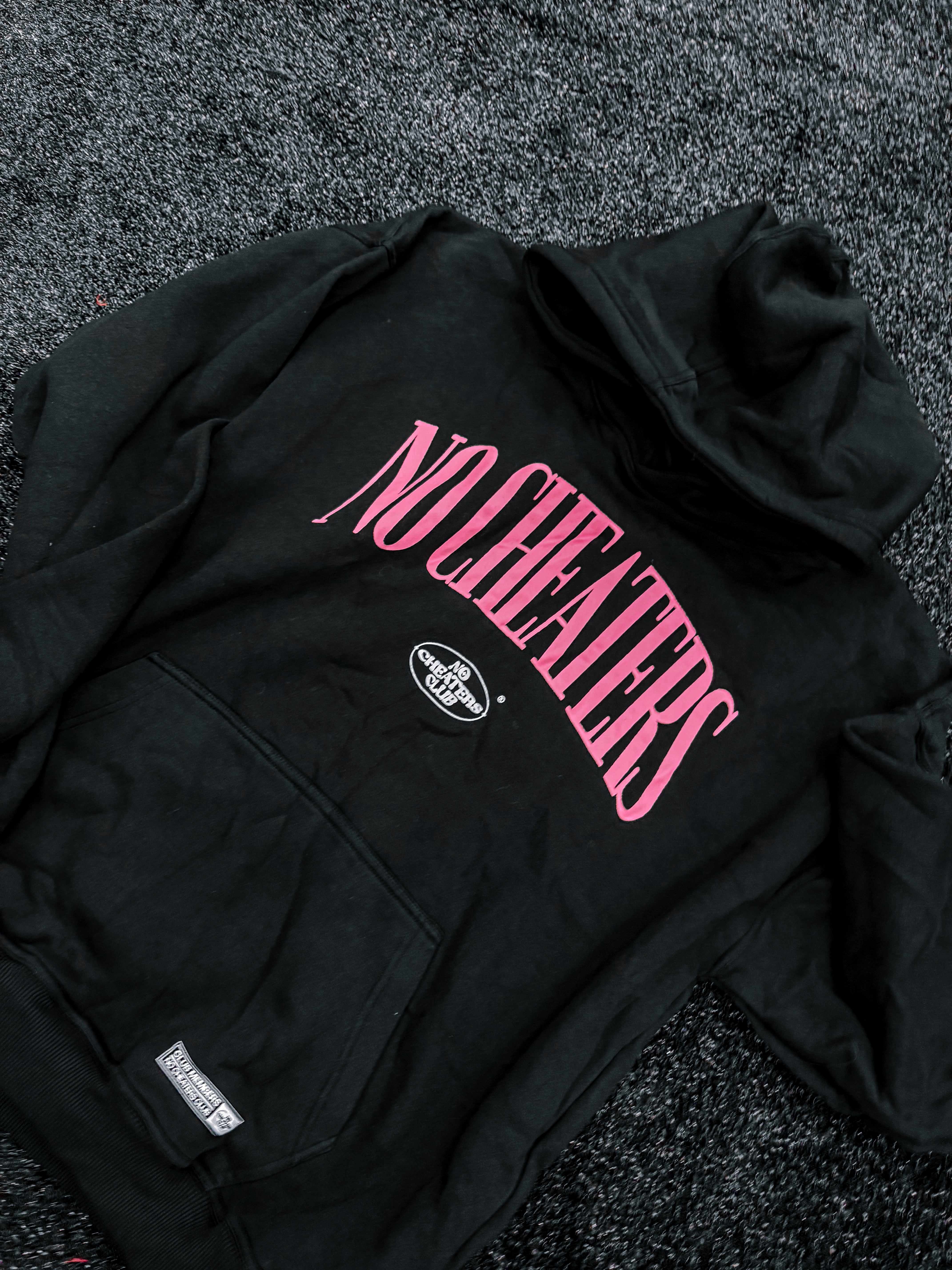 PINK HOODIES // NOCHEATERSCLUB